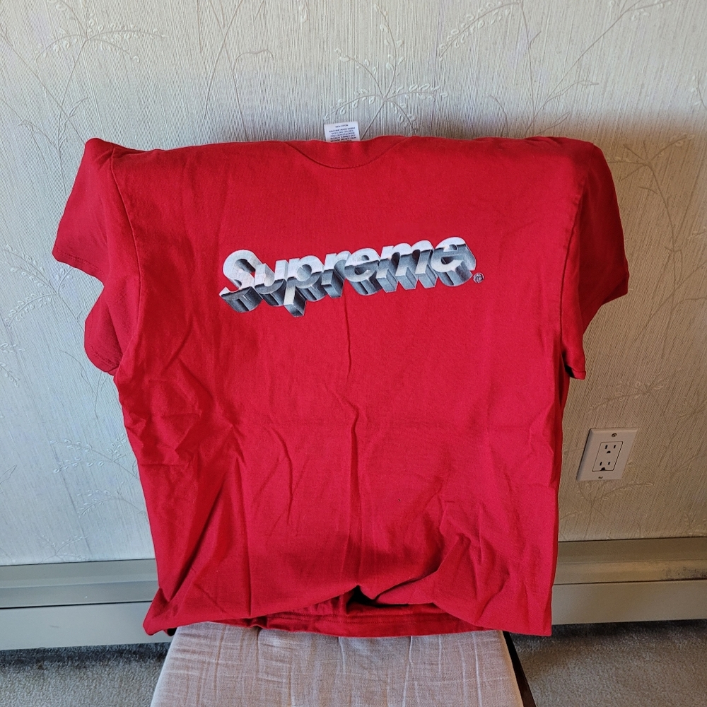 Supreme Chrome Tee - Red - Medium